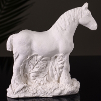 Статуэтка "Конь в  траве стоит " 12х14х6 см, натуральный