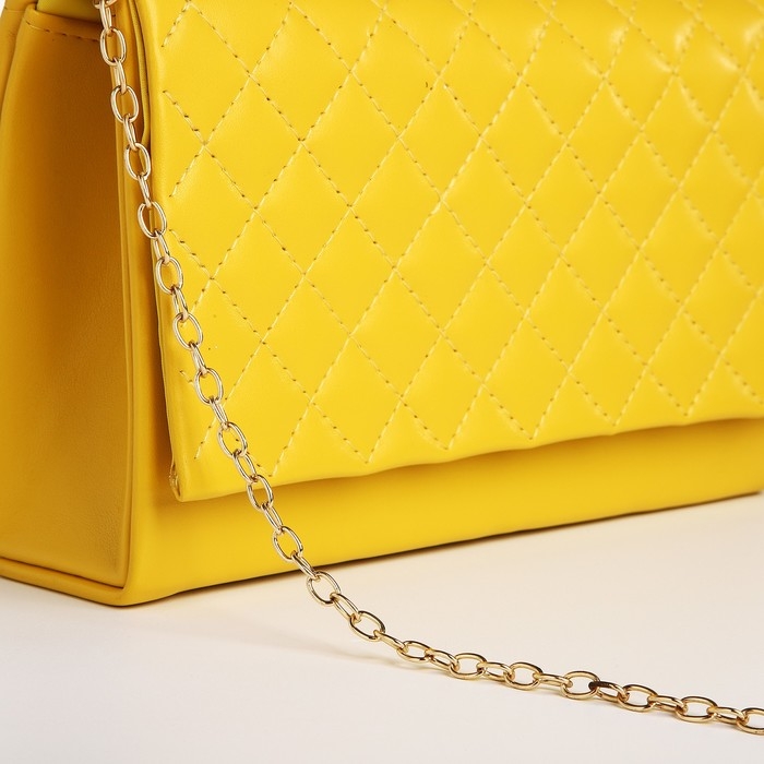 Сумка-клатч на магните, цвет жёлтый