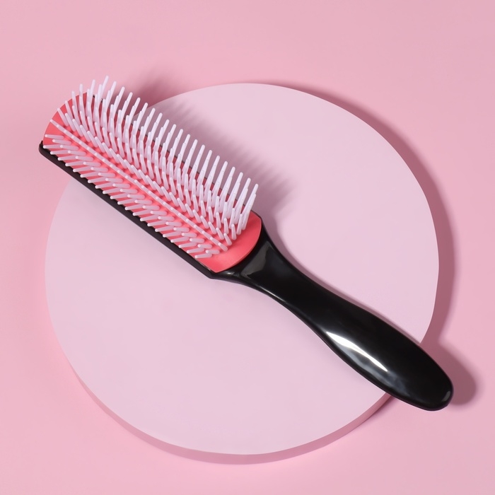 Расчёска массажная, 4,5 × 19 см, цвет чёрный/розовый Расчёска массажная, 4,5 × 19 см, цвет чёрный/розовый