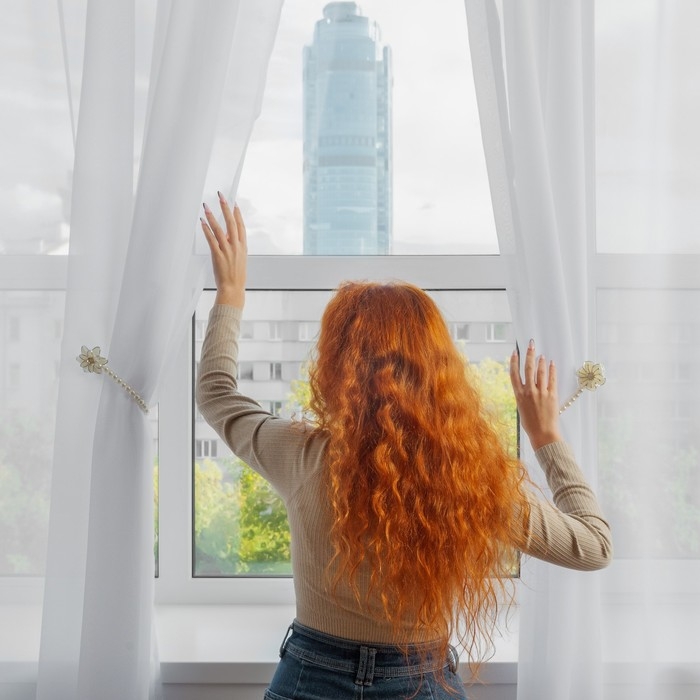 Подхват для штор &laquo;Цветок&raquo;, d = 6 см, цвет серебряный/белый