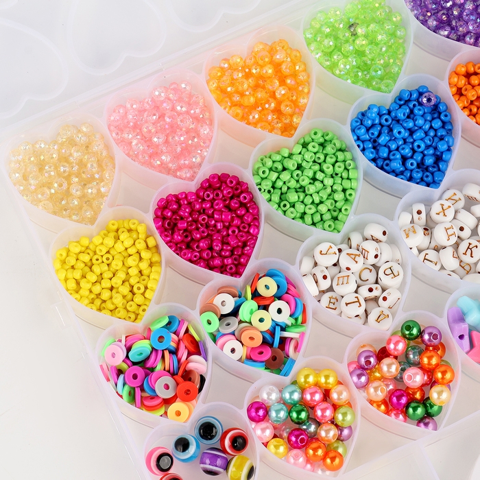 Украшение из бусин «Сердце» Украшение из бусин «Сердце»