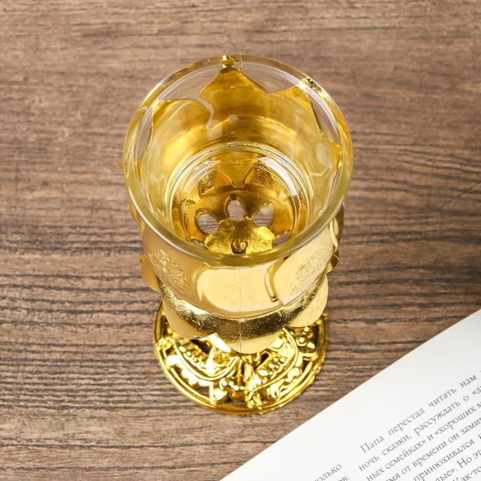 Подсвечник пластик, стекло на 1 свечу Подсвечник пластик, стекло на 1 свечу "Роза" бокал на ножке золото 13х6х6 см