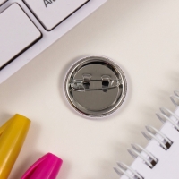 Значки закатные набор 3 шт d=25 мм "Отпечатки на сердце" 7х7 см Значки закатные набор 3 шт d=25 мм "Отпечатки на сердце" 7х7 см