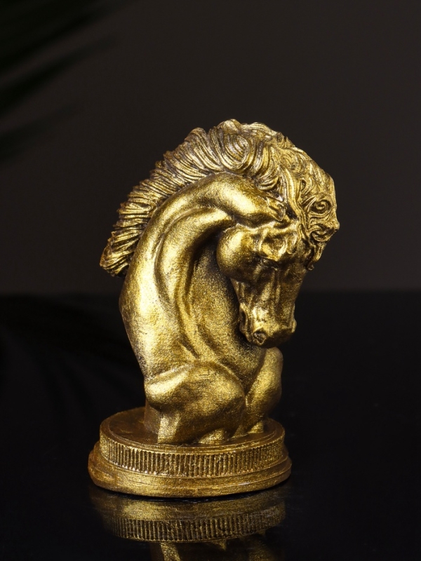 Фигура "Конь " 9х6 см, цвет старое золото