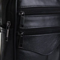 Сумка мужская на молниях, длинный ремень, цвет чёрный