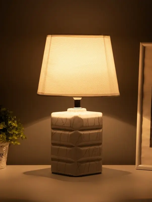 Лампа настольная &laquo;Луминель&raquo; E14, 1х40Вт, белый, RISALUX