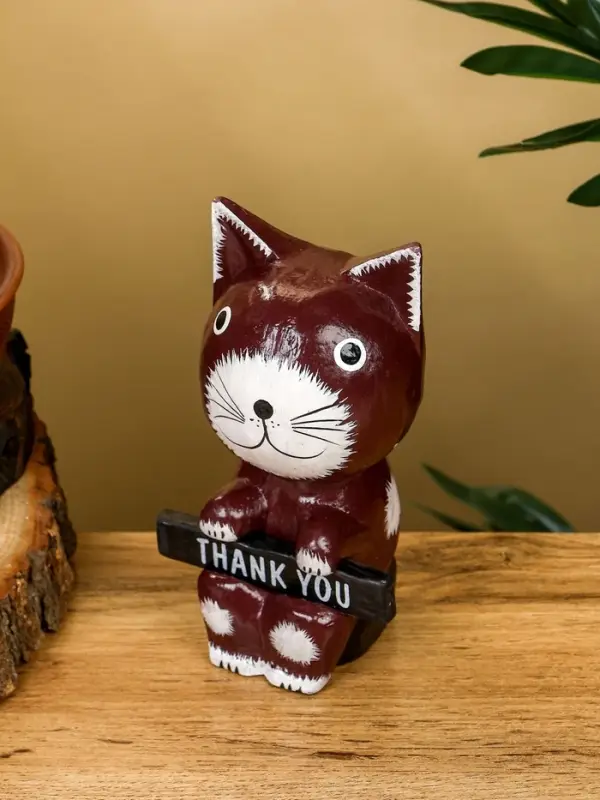 Сувенир "Кот с табличкой WELCOME" дерево 10х7х16 см, цв. бело-коричневый