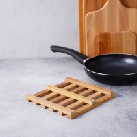 Подставка под горячее, решётка, массив бук, 18&times;18&times;2 см