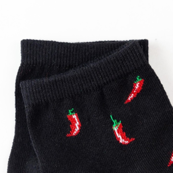 Носки женские &laquo;Перцы&raquo;, цвет чёрный, размер 23-25
