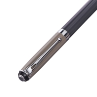 Ручка подарочная роллер в кожзам футляре Классика корпус серый/серебро