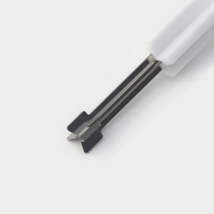 Машинка для удаления косточек из вишни Доляна &laquo;Вишнёвый сад&raquo;, контейнер 450 мл, цвет белый