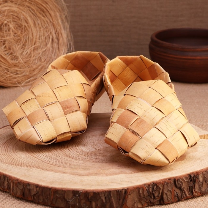 Лапти из бересты, р-р 35-37 Лапти из бересты, р-р 35-37