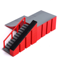 Скейт-парк &laquo;Рампа с лестницей&raquo;, с пальчиковым скейтом, МИКС