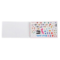 Книга с наклейками и трафаретами &laquo;Альбом дизайнера. Модный показ&raquo;