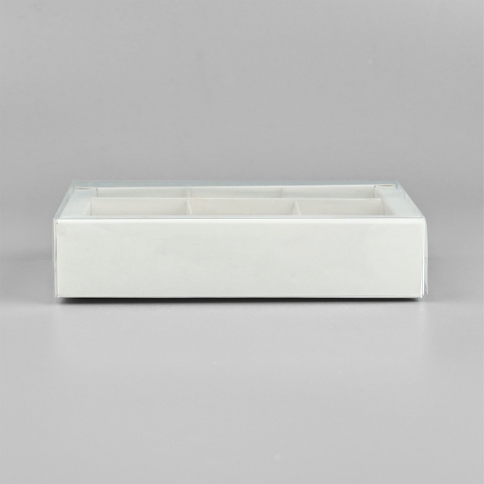 Коробка под 6 конфет с ячейками «Белая», 10 х 14.5 х 3 см Коробка под 6 конфет с ячейками «Белая», 10 х 14.5 х 3 см