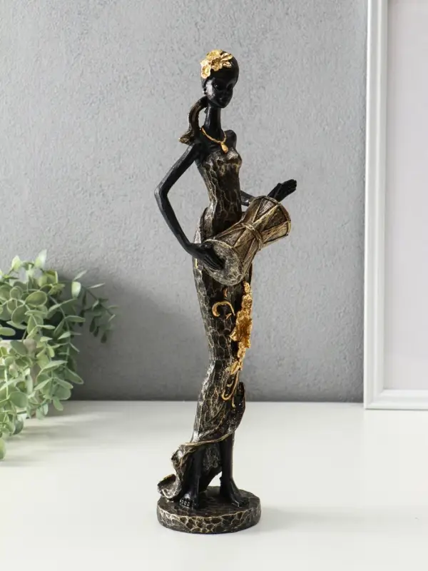 Сувенир полистоун "Африканка в косынке с цветами и барабаном" чёрный 8,5х8,5х39 см