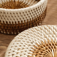 Корзинка плетеная ротанг, 14х14х5,5 см