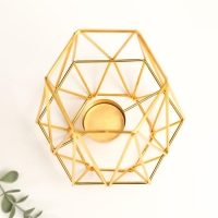 Подсвечник металл на 1 свечу "Геометрия" золото 17х12,5х14 см