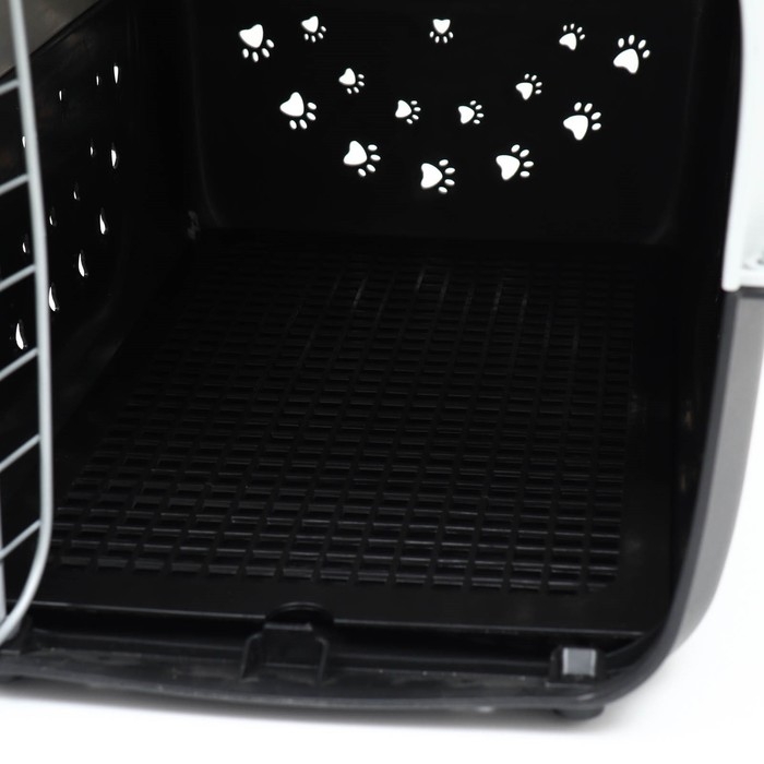 Переноска для животных пластиковая с металлической дверью 47 х 30 х 35 см, вес до 12 кг, серая  9347