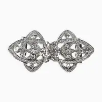 Зажим для кардигана "Ажур", лепестки, цвет белый в серебре