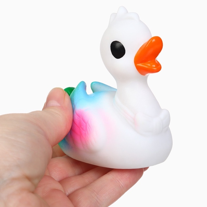 Резиновая игрушка для ванны Крошка Я &laquo;Лебедь&raquo;, 8 см, с пищалкой