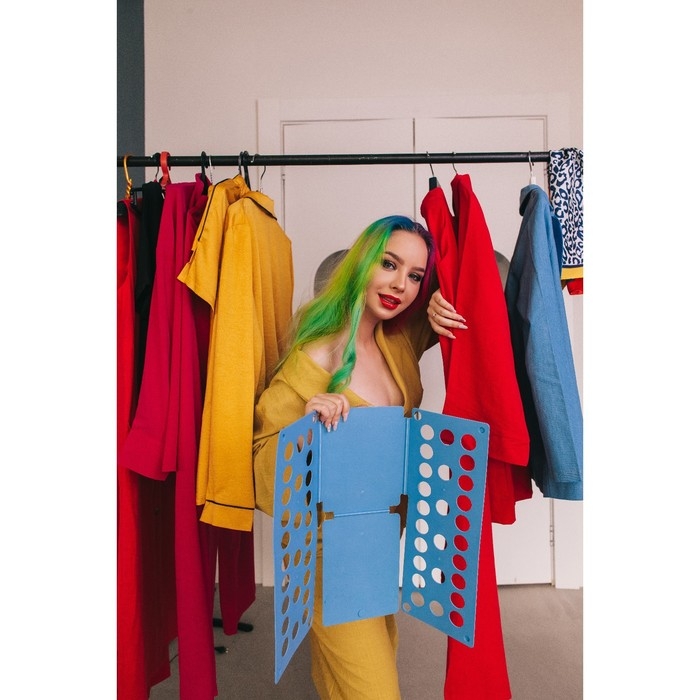 Приспособление для складывания одежды 47,5&times;40 см, цвет серый