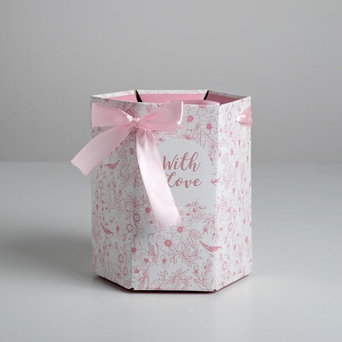 Переноска для цветов складная шестигранник &laquo;With love&raquo;, 17 х 14,8 х 19,5 см