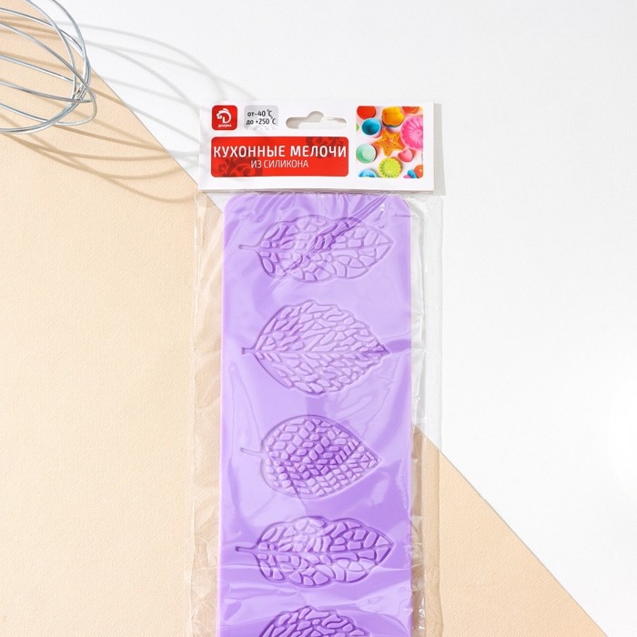 Коврик для айсинга Доляна &laquo;Листья ажурные&raquo;, силикон, 38,5&times;8&times;0,1 см, цвет сиреневый