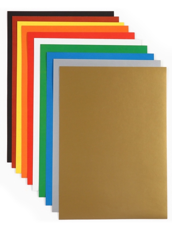 Набор "Минни Маус" А4: 10л цветного одностороннего картона + 16л цветной двусторонней бумаги