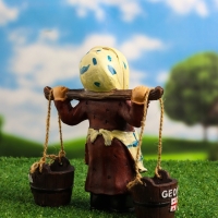 Садовая фигура "Бабушка с ведрами" 20х7х19см Садовая фигура "Бабушка с ведрами" 20х7х19см