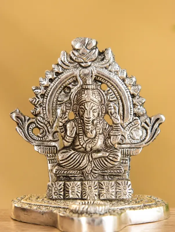Подставка под благовония "Ганеша в храме" алюминий 6,5х7,5х8,5 см