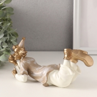 Сувенир полистоун "Клоун с птичкой в ладони" бело-бежевый 20,5х7х8,5 см Сувенир полистоун "Клоун с птичкой в ладони" бело-бежевый 20,5х7х8,5 см