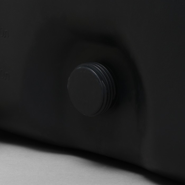 Бак для душа, 100 л, с крышкой, с резьбой под кран, чёрный Бак для душа, 100 л, с крышкой, с резьбой под кран, чёрный