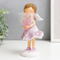 Сувенир полистоун "Девочка в сиреневом платье с сердечком" 9х8х18,5 см Сувенир полистоун "Девочка в сиреневом платье с сердечком" 9х8х18,5 см