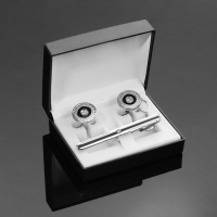 Набор мужской медный &laquo;Запонки + Зажим для галстука&raquo; круг с гравировкой, цвет чёрно-белый в серебре