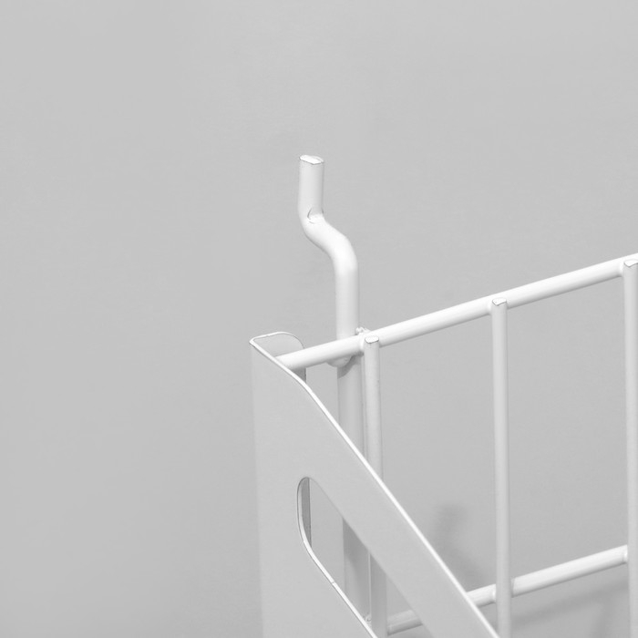 Корзина 26×19×16 на перфорацию, цвет белый Корзина 26×19×16 на перфорацию, цвет белый