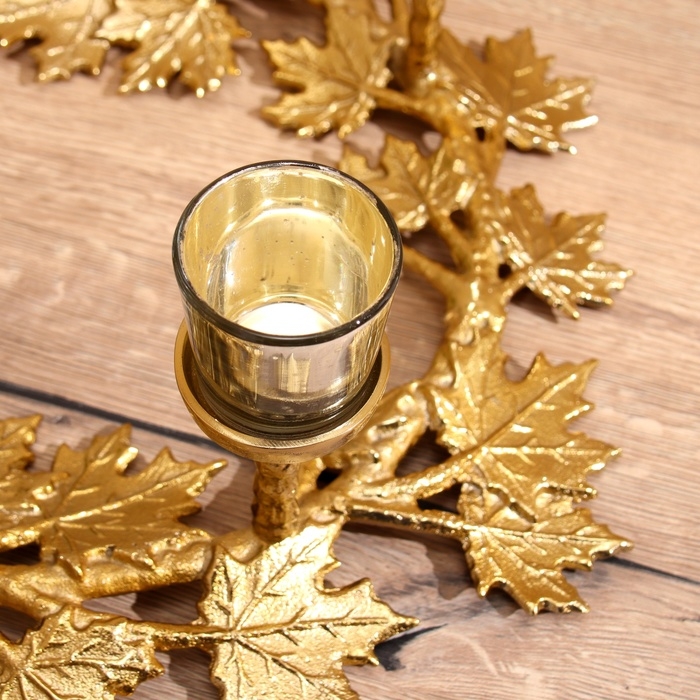 Подсвечник на 4 свечи Подсвечник на 4 свечи "Кленовые листья" алюминий 46х46х18 см