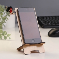 Подставка под телефон &laquo;Три розы&raquo;