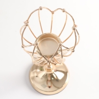 Подсвечник металл на 1 свечу "Бабочка и геометрическая лилия" d-5,5 см золото 11х11х27 см Подсвечник металл на 1 свечу "Бабочка и геометрическая лилия" d-5,5 см золото 11х11х27 см