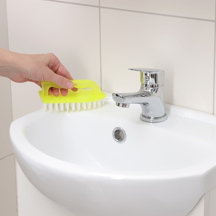 Щётка - утюжок Доляна, 12,5&times;5,5&times;5 см, цвет МИКС