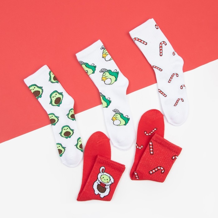 Набор новогодних женских носков KAFTAN Набор новогодних женских носков KAFTAN "Авокадного года" размер 36-39 (23-25 см), 5 пар