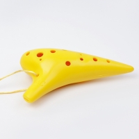 Окарина Music Life 12 отверстий, желтая, 17,5 х 9,5 х 4,5 см Окарина Music Life 12 отверстий, желтая, 17,5 х 9,5 х 4,5 см