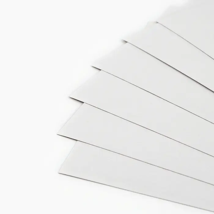 Картон белый А4, 6 листов немелованный односторонний 200 г/м&sup2; в пакете