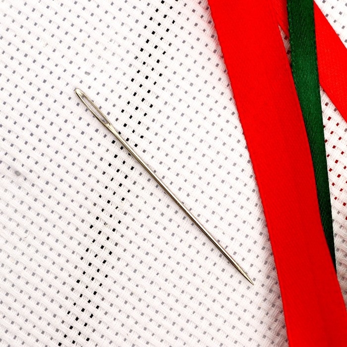 Вышивка лентами на канве &laquo;Красные маки&raquo;, набор для творчества