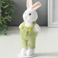 Сувенир  "Белый зайчик в зелёном комбинезоне" 4х6х15 см