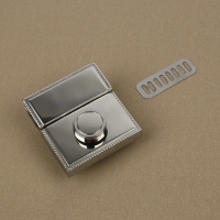 Застёжка для сумки, 4,3 × 4,7 см, цвет серебряный Застёжка для сумки, 4,3 × 4,7 см, цвет серебряный