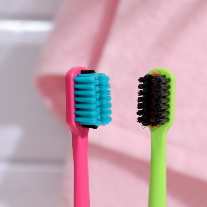 Зубная щетка &laquo;Медик&raquo; для брекет-систем, биоразлагаемая, зеленый + розовый, 2 шт.