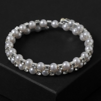 Браслет-пружинка &laquo;Жемчужный ряд&raquo; средние бусины в 2 ряда, d=6,5, цвет белый в серебре