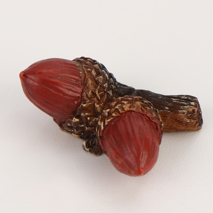 Миниатюра кукольная &laquo;Желуди&raquo;, набор 3 шт., размер 1 шт. &mdash; 1,5 &times; 2 &times; 1 см