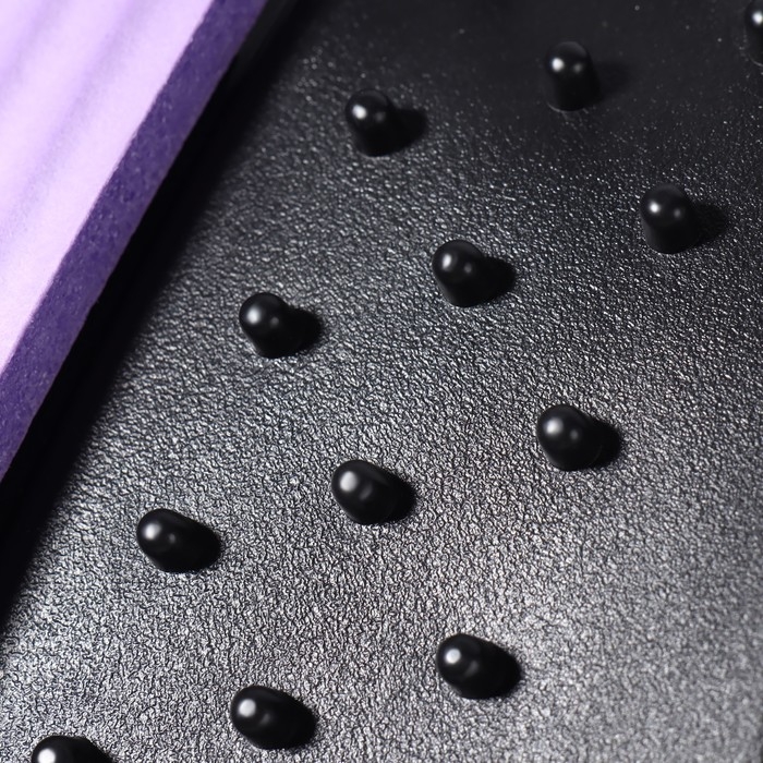 Массажёр для спины, четырёхуровневый, 37 &times; 24,5 см, цвет МИКС